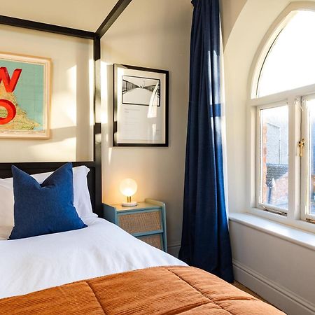 Stylish Seaside Home With King Beds And Parking Scarborough Exteriér fotografie