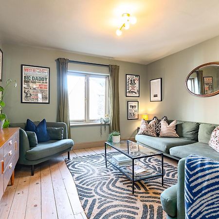 Stylish Seaside Home With King Beds And Parking Scarborough Exteriér fotografie